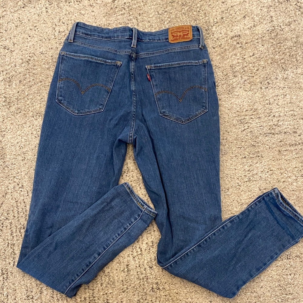 Levi’s 721 High Rise Skinny Jeans